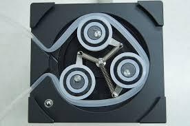 液體泵（蠕動泵或壓電泵）