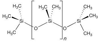 聚二甲基硅氧烷（PDMS）簡(jiǎn)介 PDMS又叫聚二甲基硅氧烷廣泛用于微流控芯片制造的一種聚合物。它是硅氧烷家族的一種有機(jī)聚合物(含碳和硅的結(jié)構(gòu))(來(lái)源于硅、氧和烷烴)。除了微流控，它還被用作食品添加劑(E900)，在香料中，作為飲料或潤(rùn)滑油中的消泡劑。 為了制造微流體裝置，將與交聯(lián)劑混合的PDMS（液體）倒入微結(jié)構(gòu)化模具并加熱以獲得模具的彈性復(fù)制品（PDMS交聯(lián)） 關(guān)于PDMS化學(xué)特性
