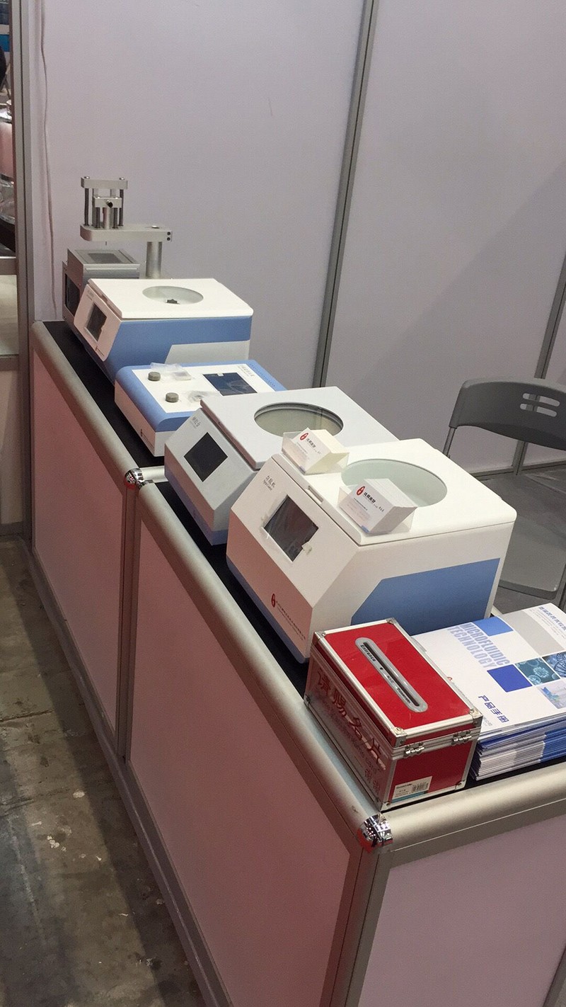 汶顥自產(chǎn)儀器勻膠機(jī)、烘膠臺(tái)、離心進(jìn)樣儀等