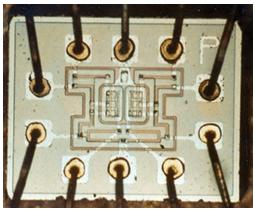 控制Apollo航天器（1960年代）的計算機的邏輯NOR IC組件。